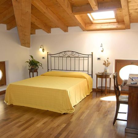 Agriturismo Al Palazzo Rivalta di Brentino Luaran gambar