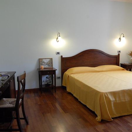 Agriturismo Al Palazzo Rivalta di Brentino Luaran gambar