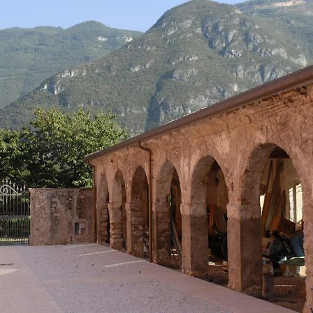 Agriturismo Al Palazzo Rivalta di Brentino Luaran gambar