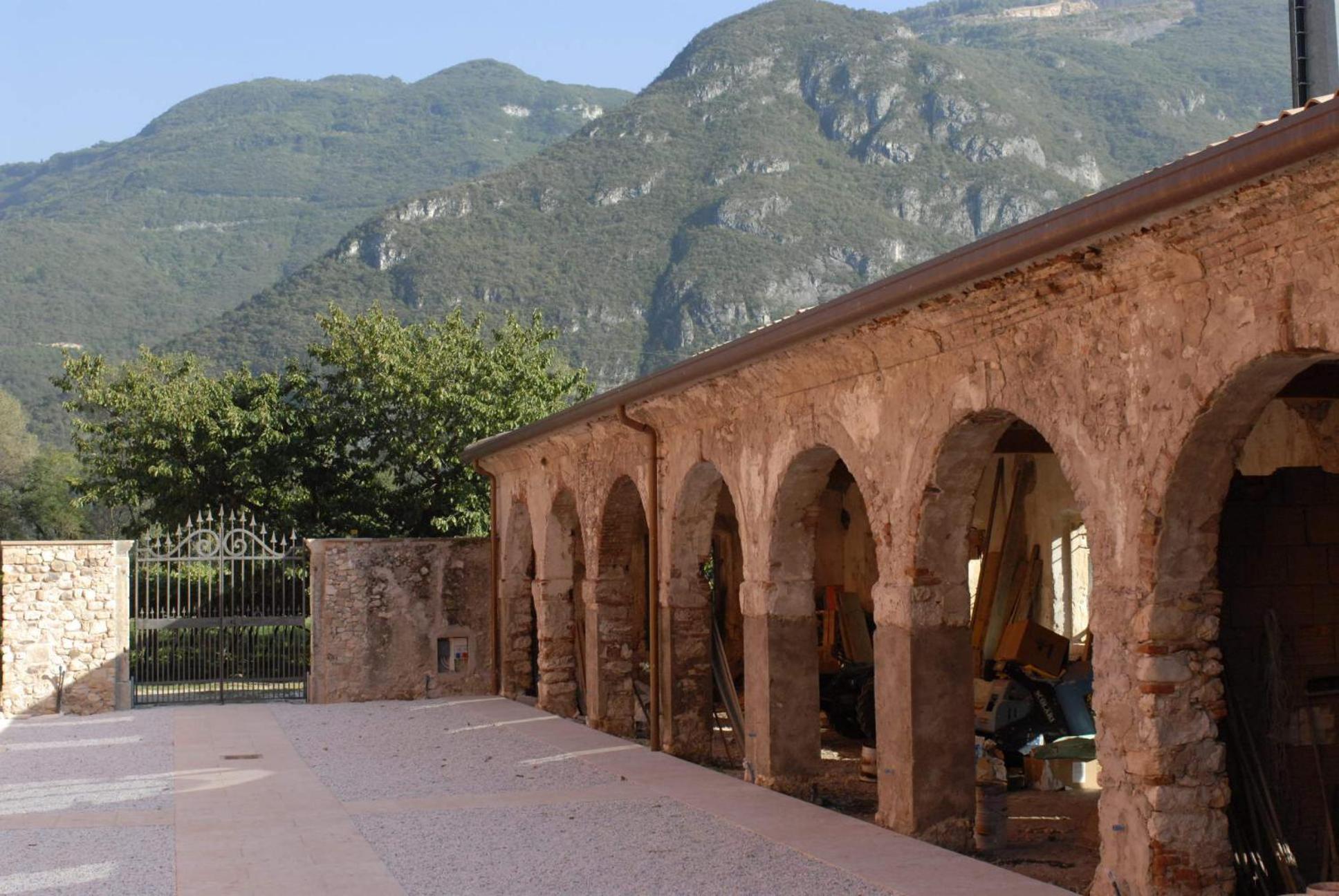 Agriturismo Al Palazzo Rivalta di Brentino Luaran gambar