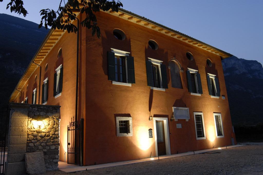 Agriturismo Al Palazzo Rivalta di Brentino Luaran gambar